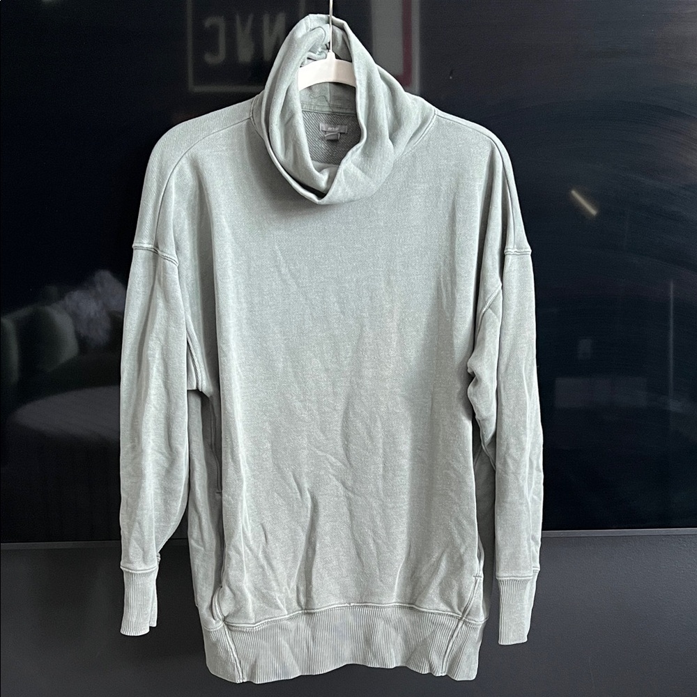 aerie Women’s Light Sage Turtleneck Sweater